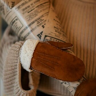 Shepherd wanten Monika Chestnut