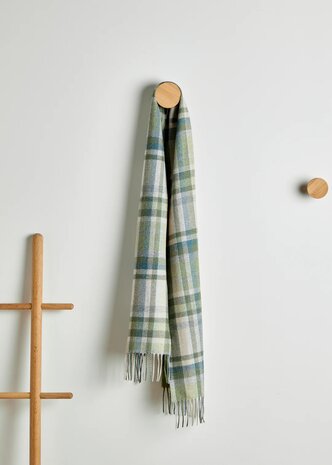 Foxford Lamswollen Sjaal Green Turquoise Cream Tartan