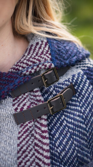 Branigan Weavers Wollen Poncho Donegal Lavender