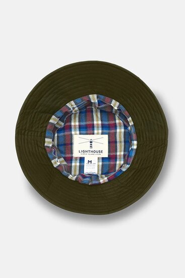 Lighthouse Regenhoed Storm Fern