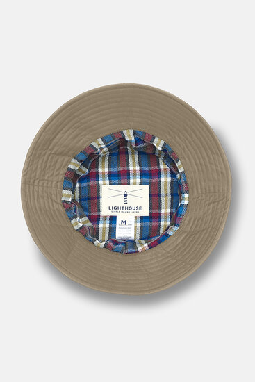 Lighthouse Regenhoed Storm Fawn