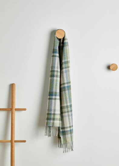 Foxford Lamswollen Sjaal Green Turquoise Cream Tartan