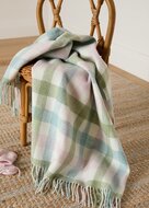Foxford Lamswollen Babydeken Pastel Check