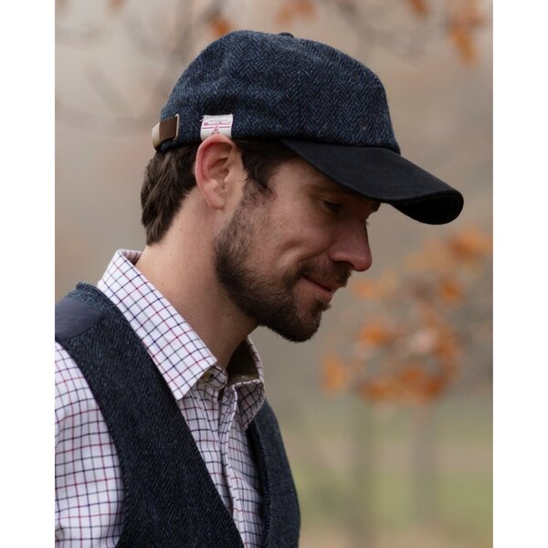 Walker en Hawkes Harris Tweed Brungton Baseball Cap Leren Klep Midnight Blue